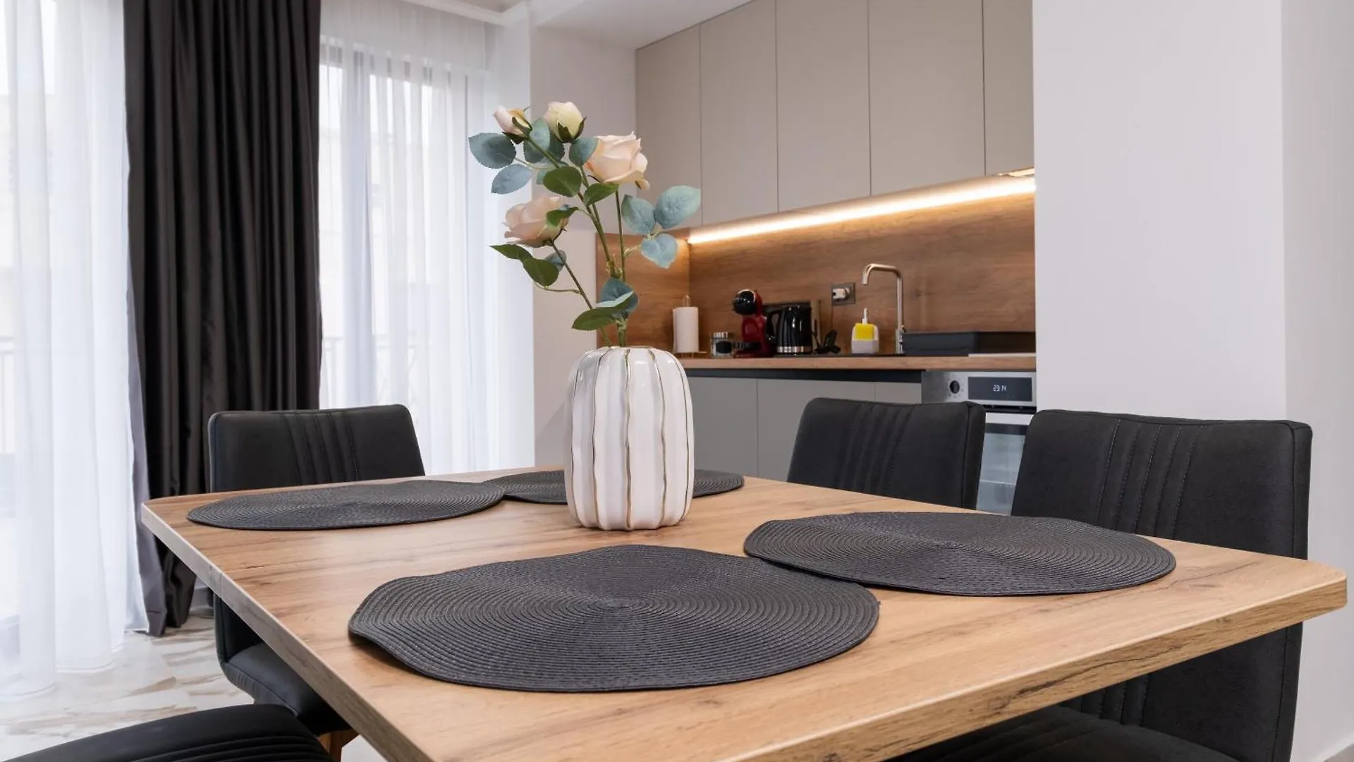 פלובדיב Modern 1-Bedroom Apartments 0*,  בולגריה