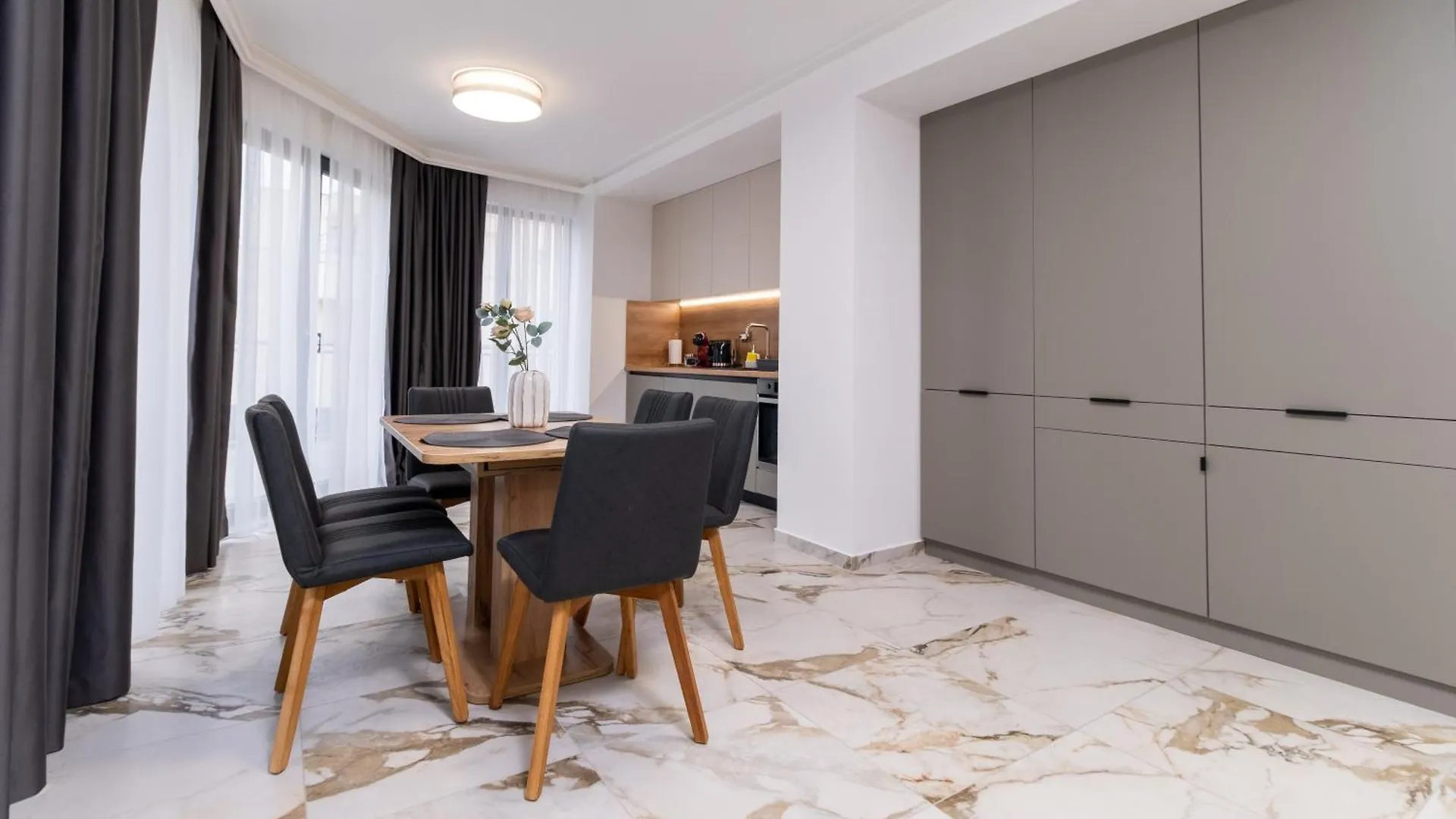 פלובדיב Modern 1-Bedroom Apartments בולגריה
